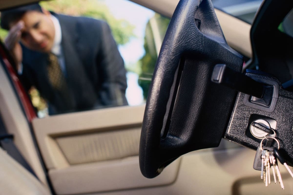 Вскрытие автомобилей